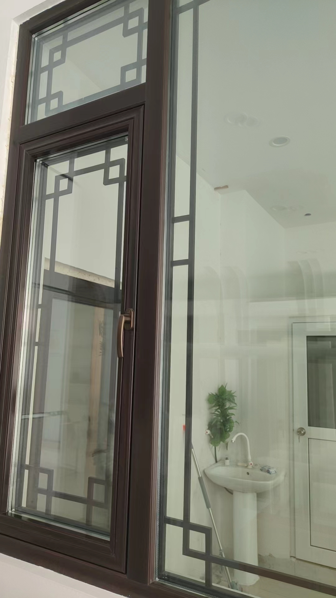 Aluminum wood doors and windows
